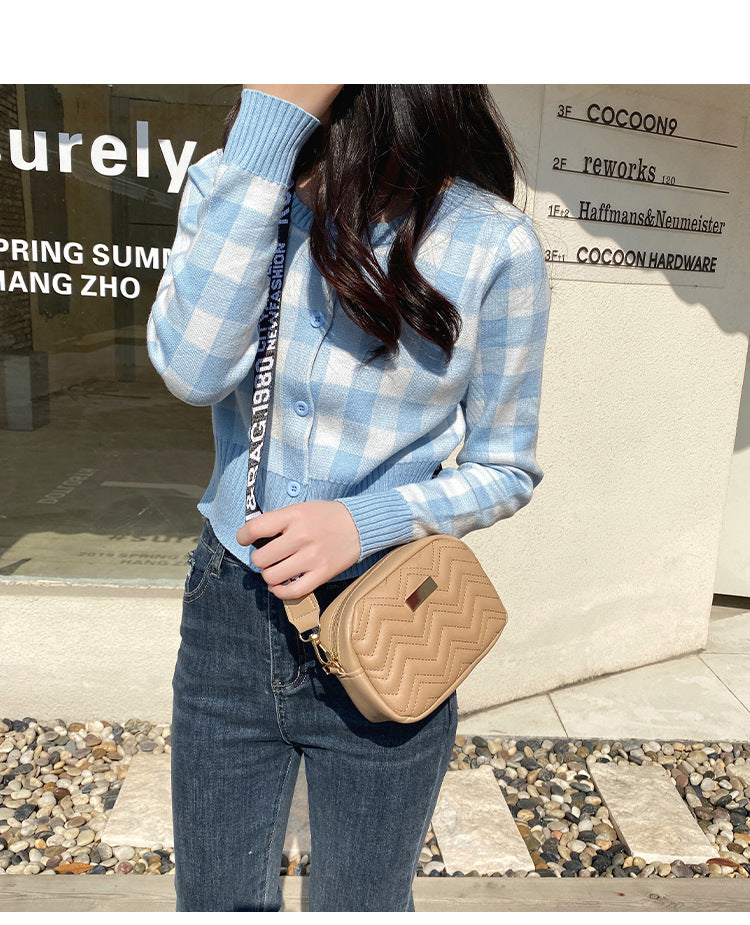 Women's khaki Quilted Crossbody Bag Small PU Leather Shoulder Purse with Wide Patterned Strap Ideal for Travel and Daily Use