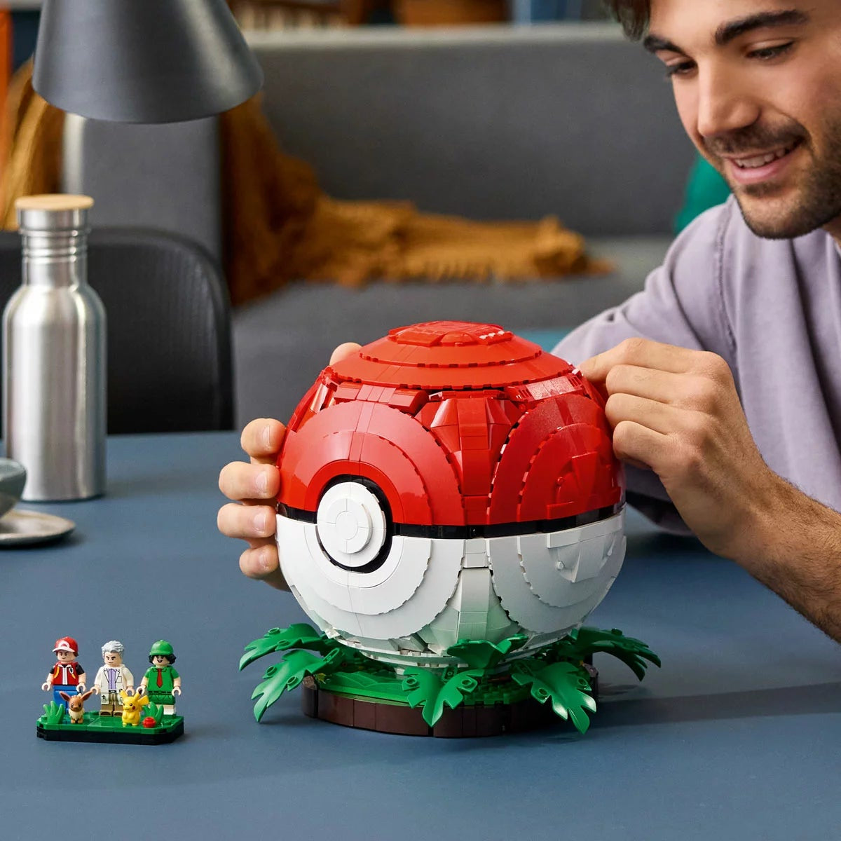 LEGO Pokémon Poké Ball 72154 Building Set 2386 Pieces Adults 18+ Collectible