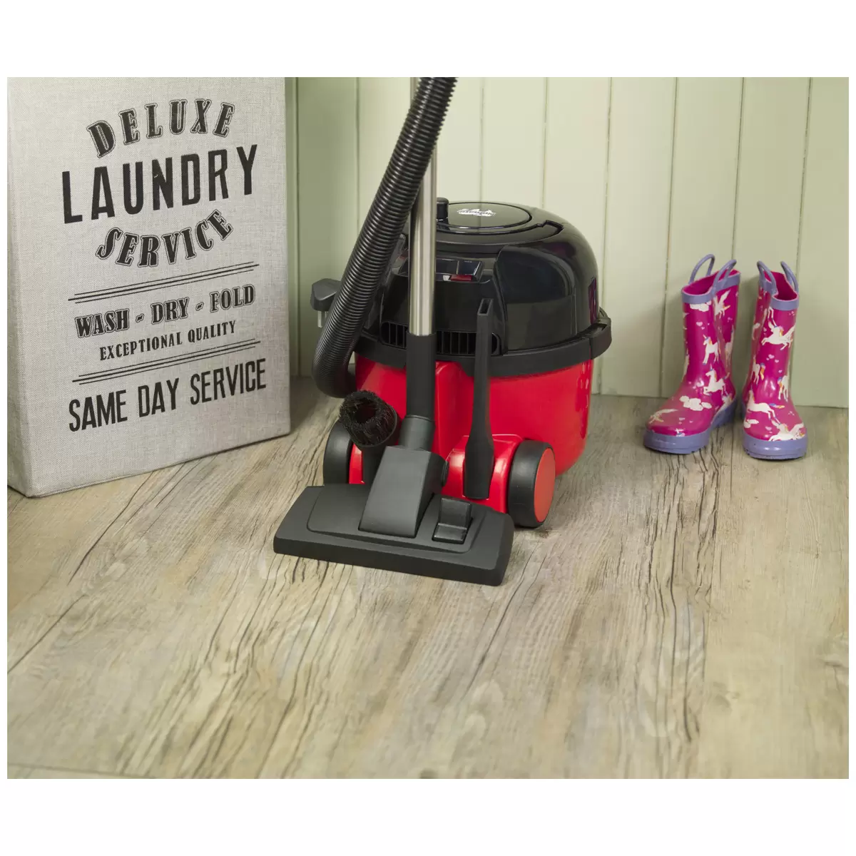 Numatic Henry Compact Xtra HVX160 Vacuum Cleaner – 6-Litre Bag
