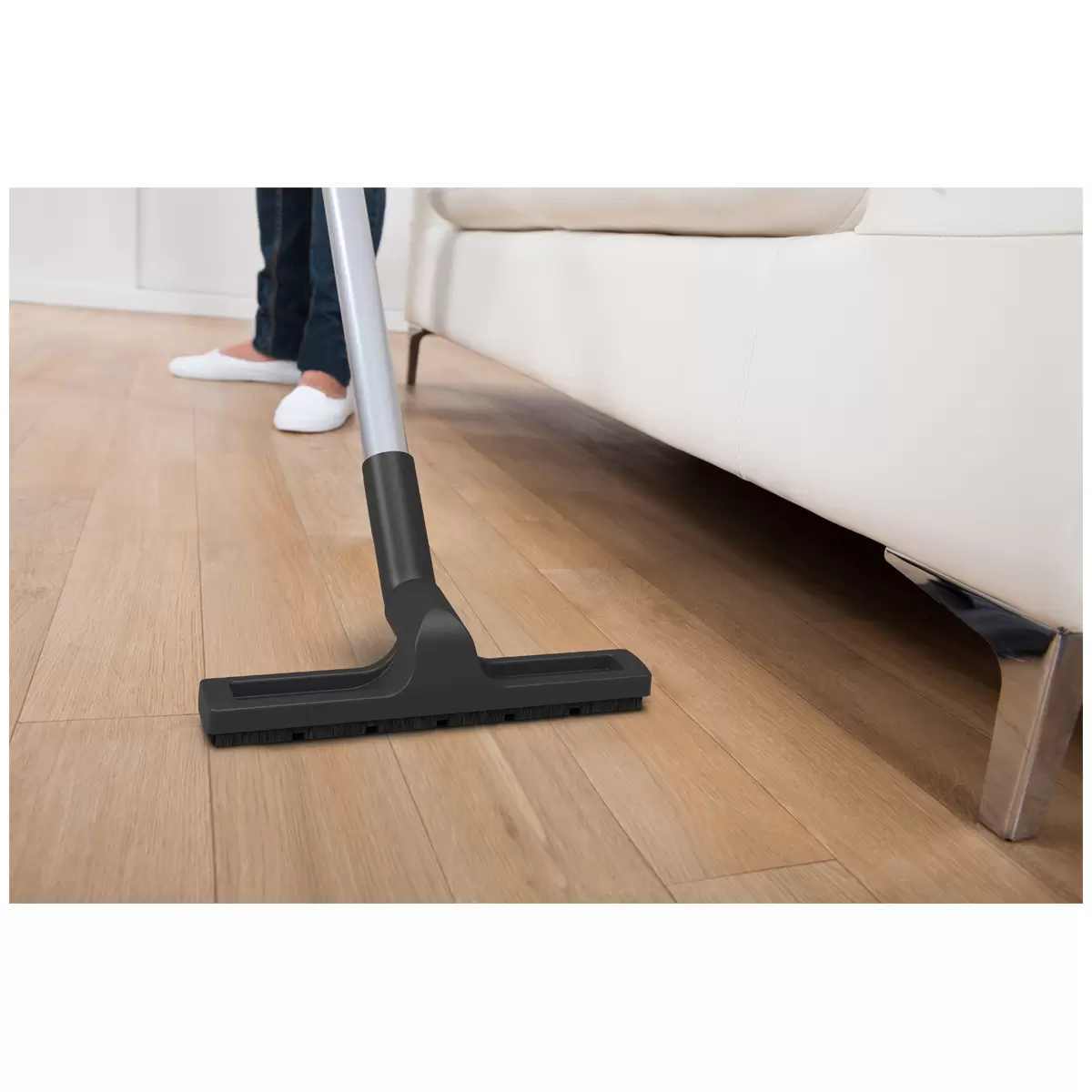 Numatic Henry Compact Xtra HVX160 Vacuum Cleaner – 6-Litre Bag