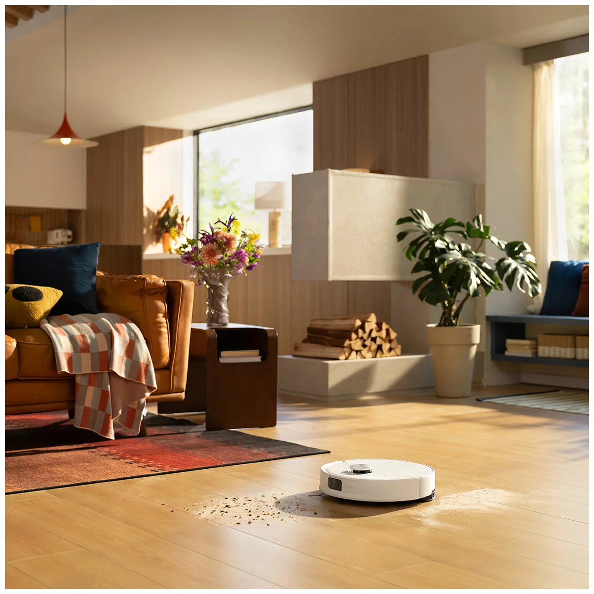 Roborock Q10V+ Vacuum Mop Robot 10000Pa Suction Auto Emptying Dock White