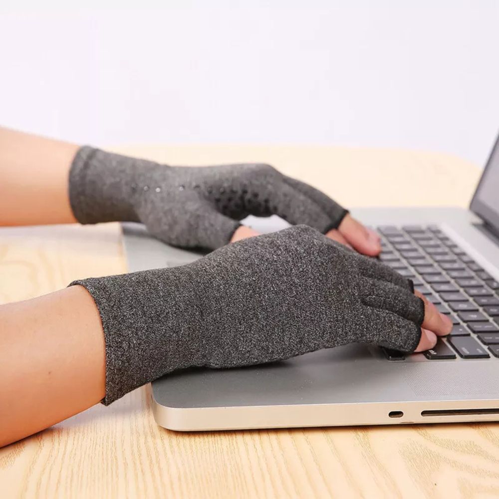 Joint Care Gloves Relieve Thumb Stiffness and Finger Joint Pain and Swelling