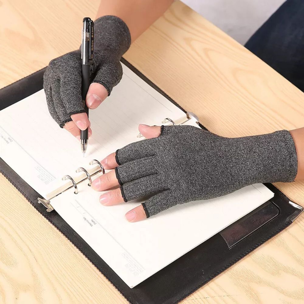 Joint Care Gloves Relieve Thumb Stiffness and Finger Joint Pain and Swelling