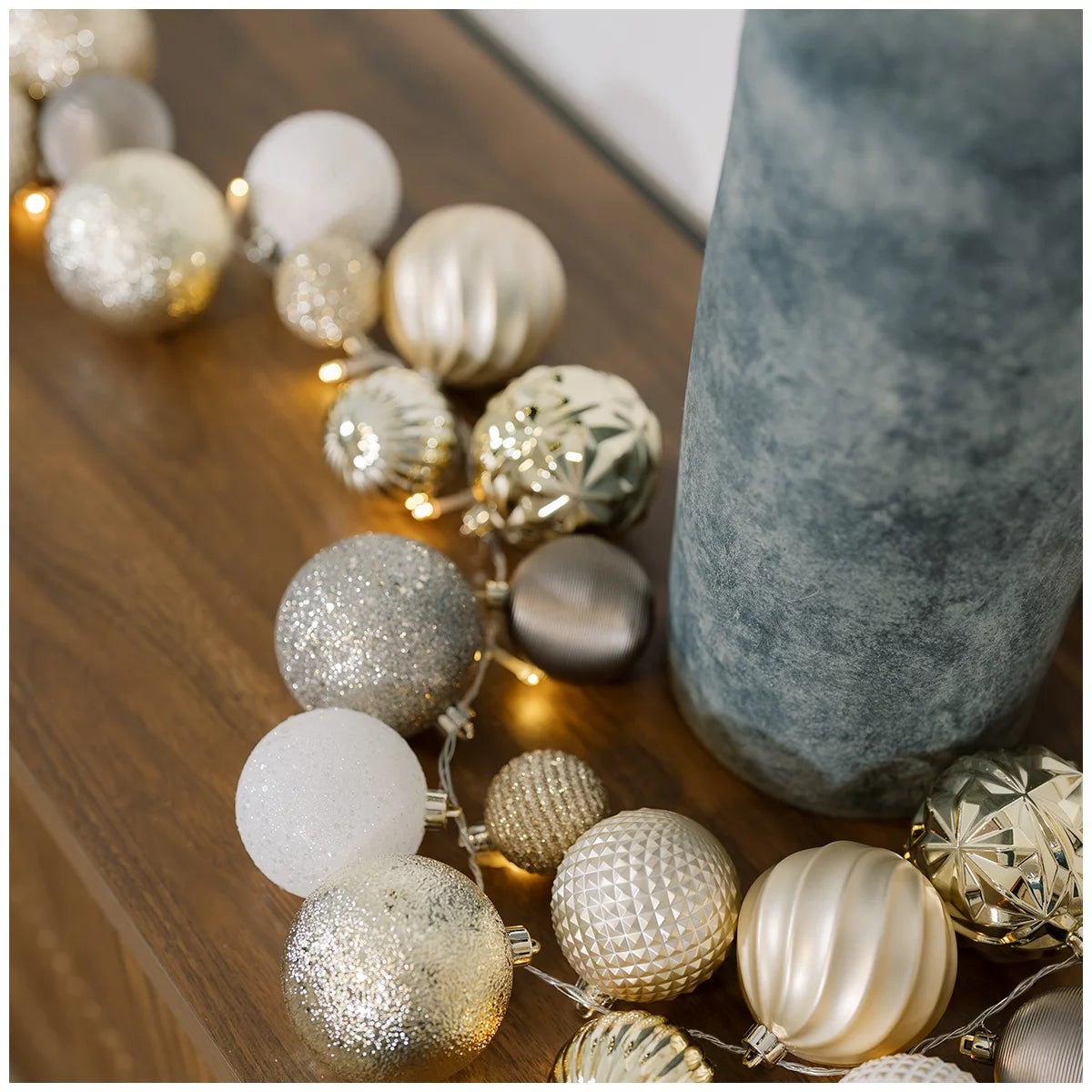 18M Pre-Lit Christmas Garland Metallic Ornament LED Twinkle Lights Holiday Decor