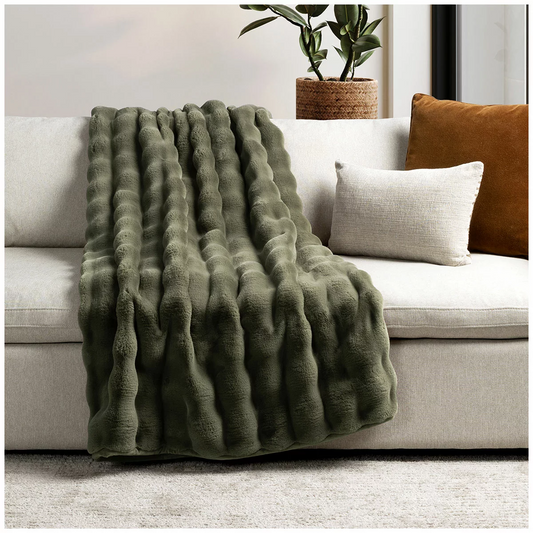 Soft Faux Fur Throw Blanket Green 152x177cm Cozy Warm Plush Sofa Couch Bed Throw