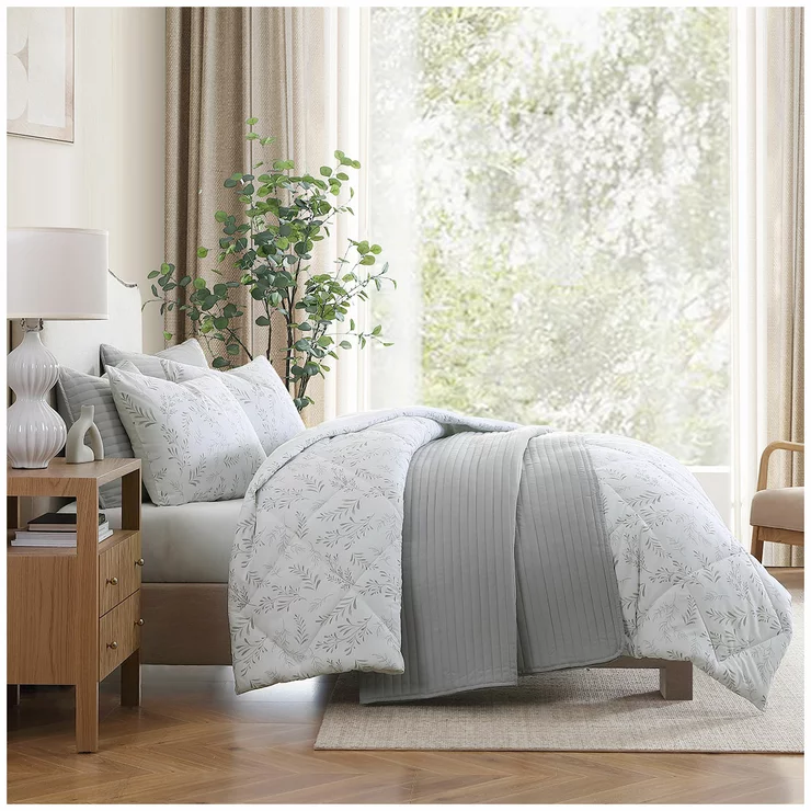 Jennifer Adams Comforter Set Queen 6 Piece Set Avery Ira Green