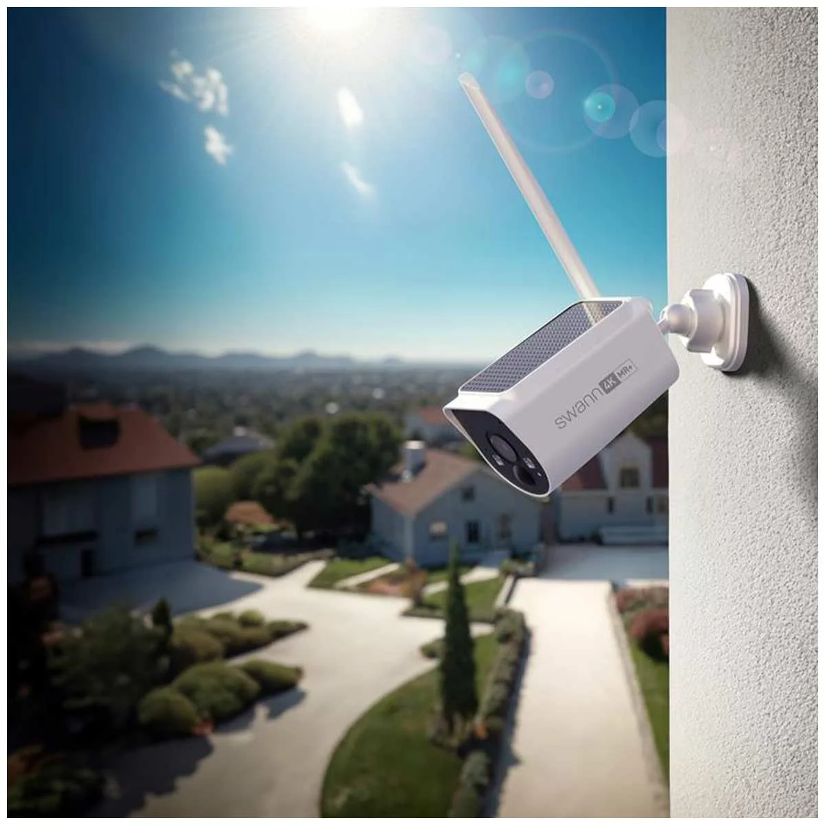 Swann MaxRanger Wireless 4K Solar CCTV System 3 Cameras SWNVK-MAXV2SD3GM