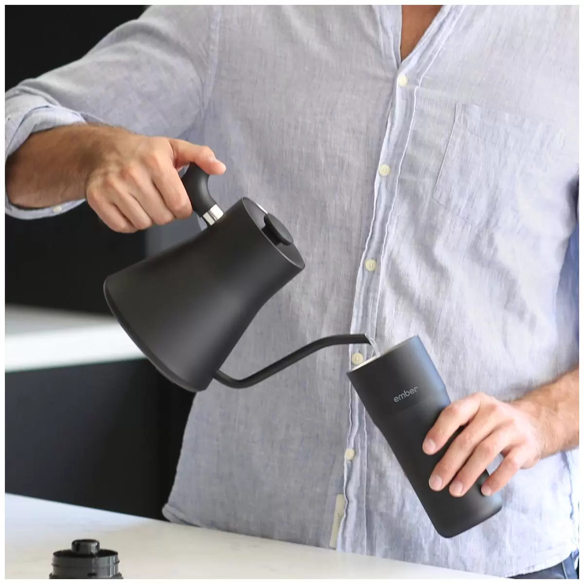 Ember Travel Mug 2 354ml Black TM231200AP Smart LED Indicator Light Free Shipping