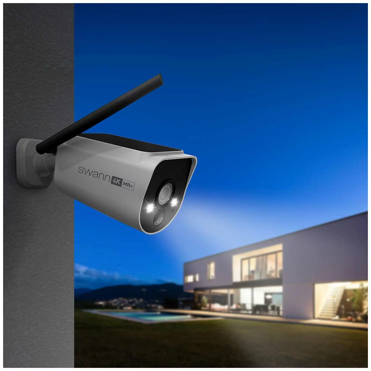 Swann MaxRanger Wireless 4K Solar CCTV System 3 Cameras SWNVK-MAXV2SD3GM