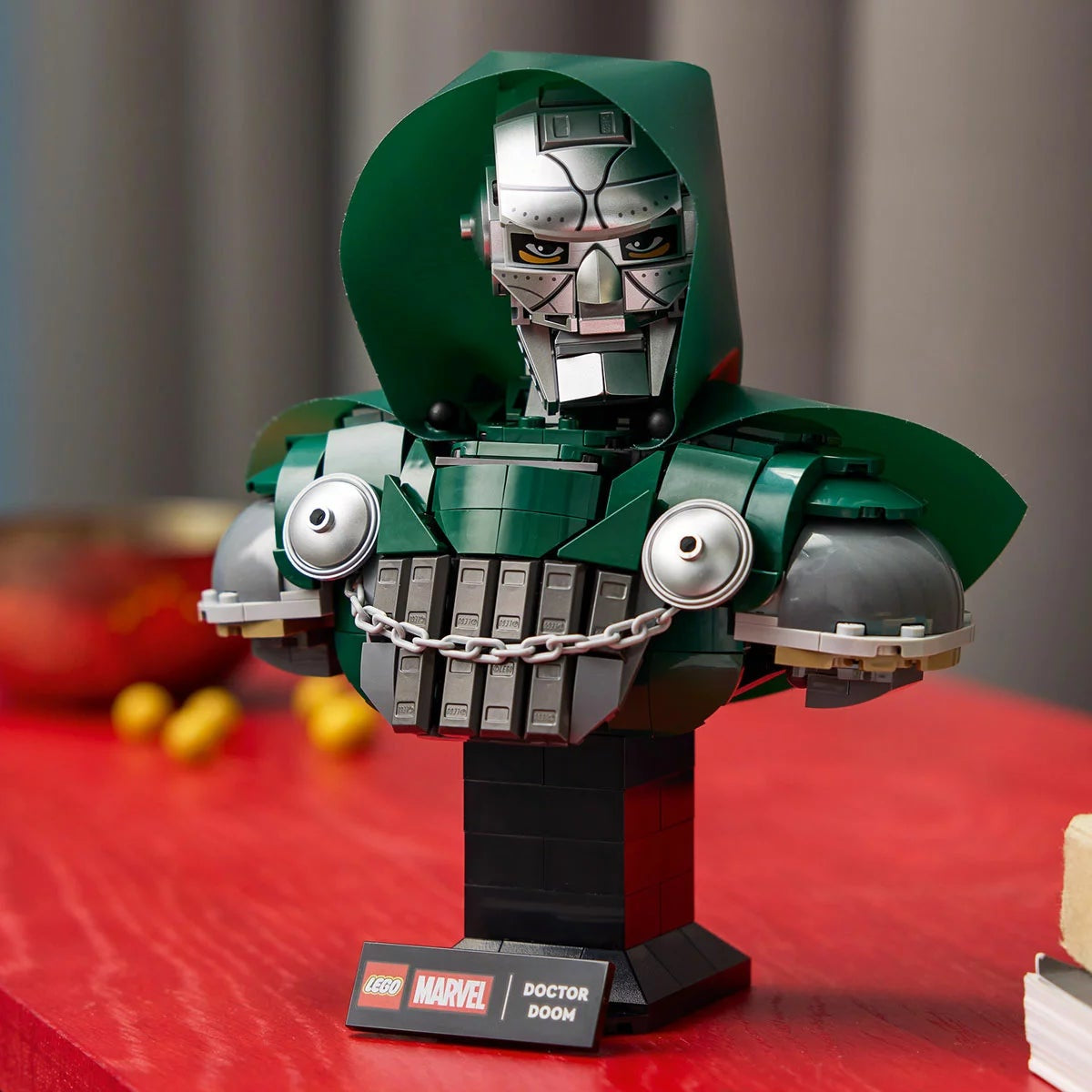 LEGO Marvel Doctor Doom Bust 76345 Adult Collectible Display Set 379-Piece