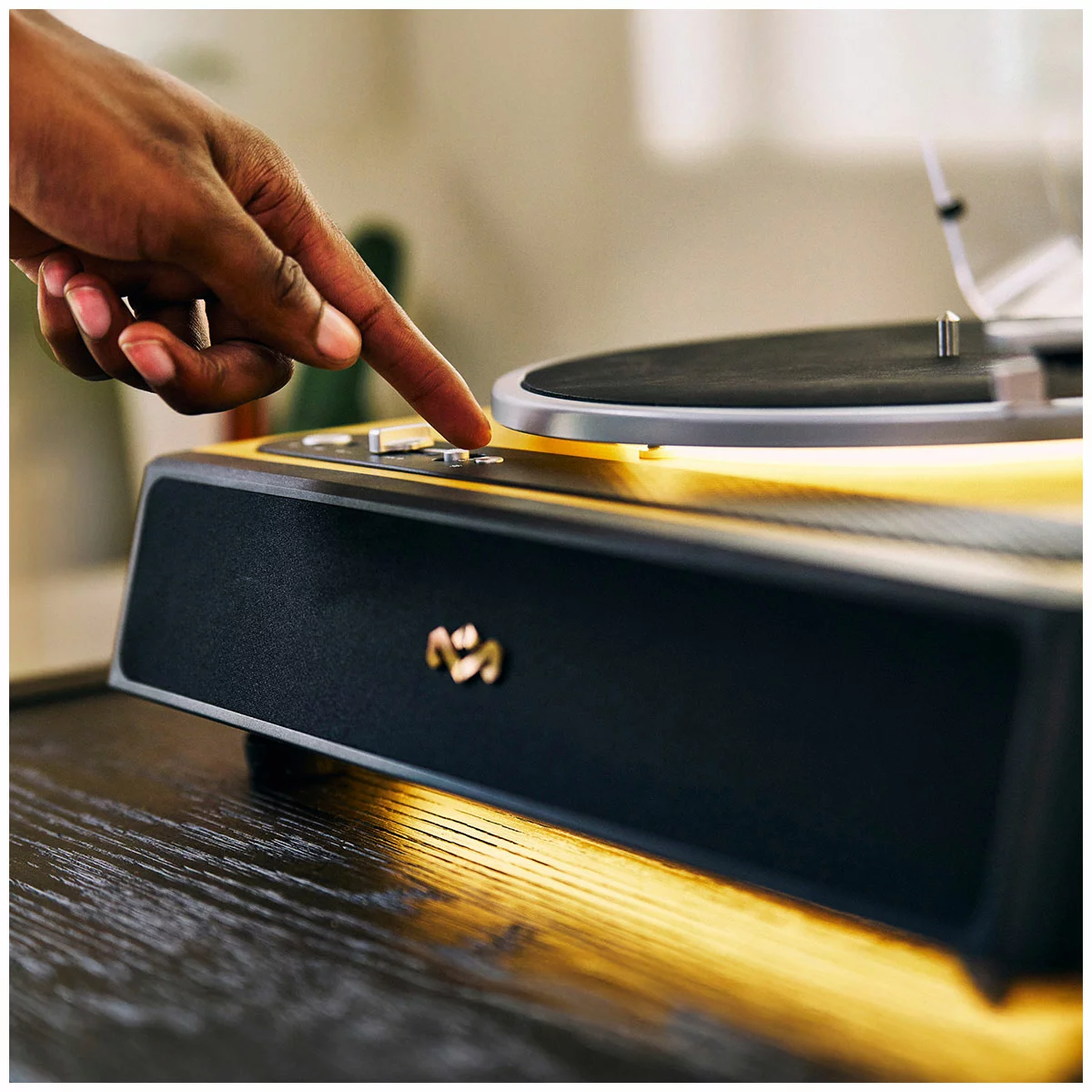 House of Marley Soul Rebel All in 1 Turntable Bluetooth EM-JT401-SB Black