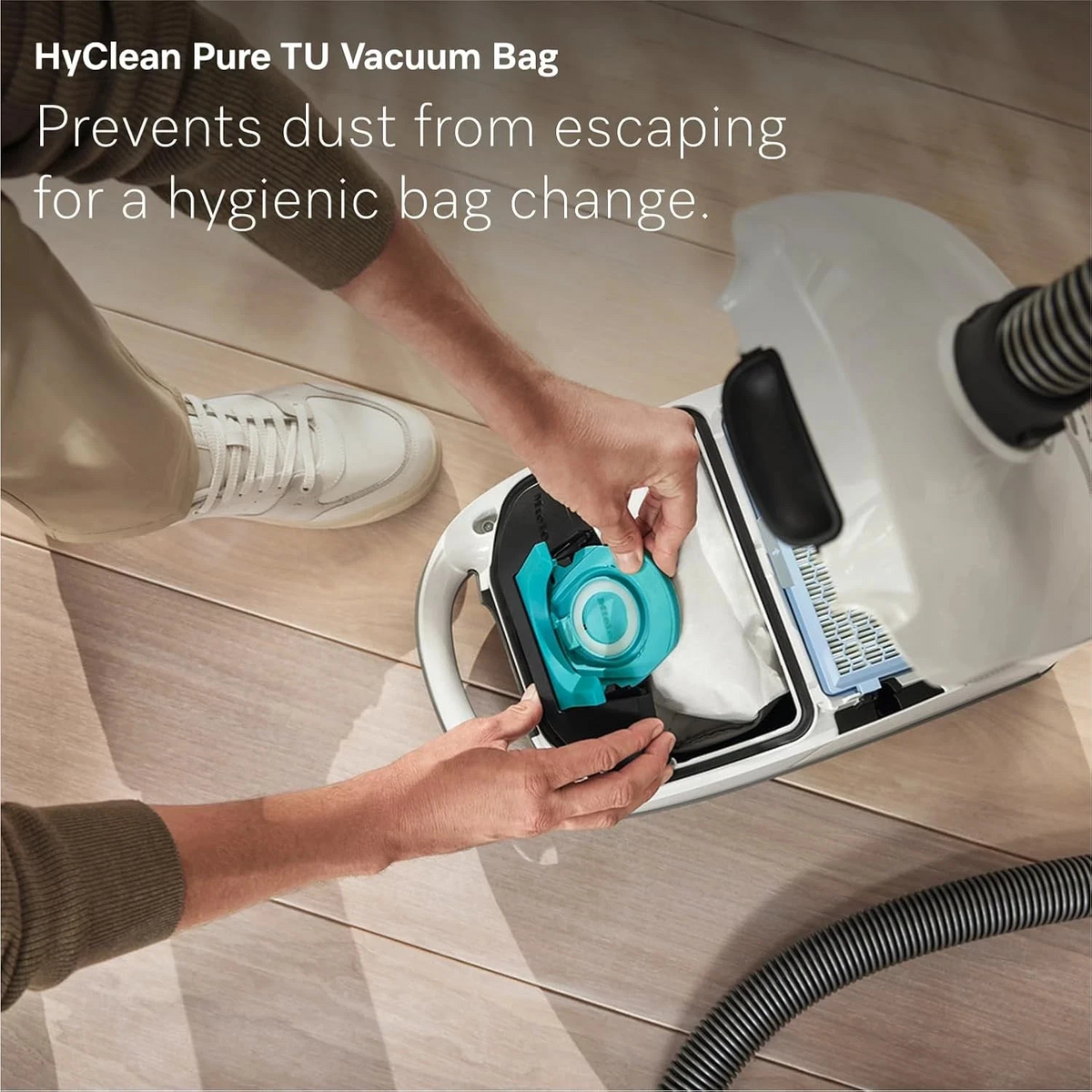 Miele Guard S1 Junior Vacuum Cleaner 890W AirClean Terra Red 3.5L Dustbag