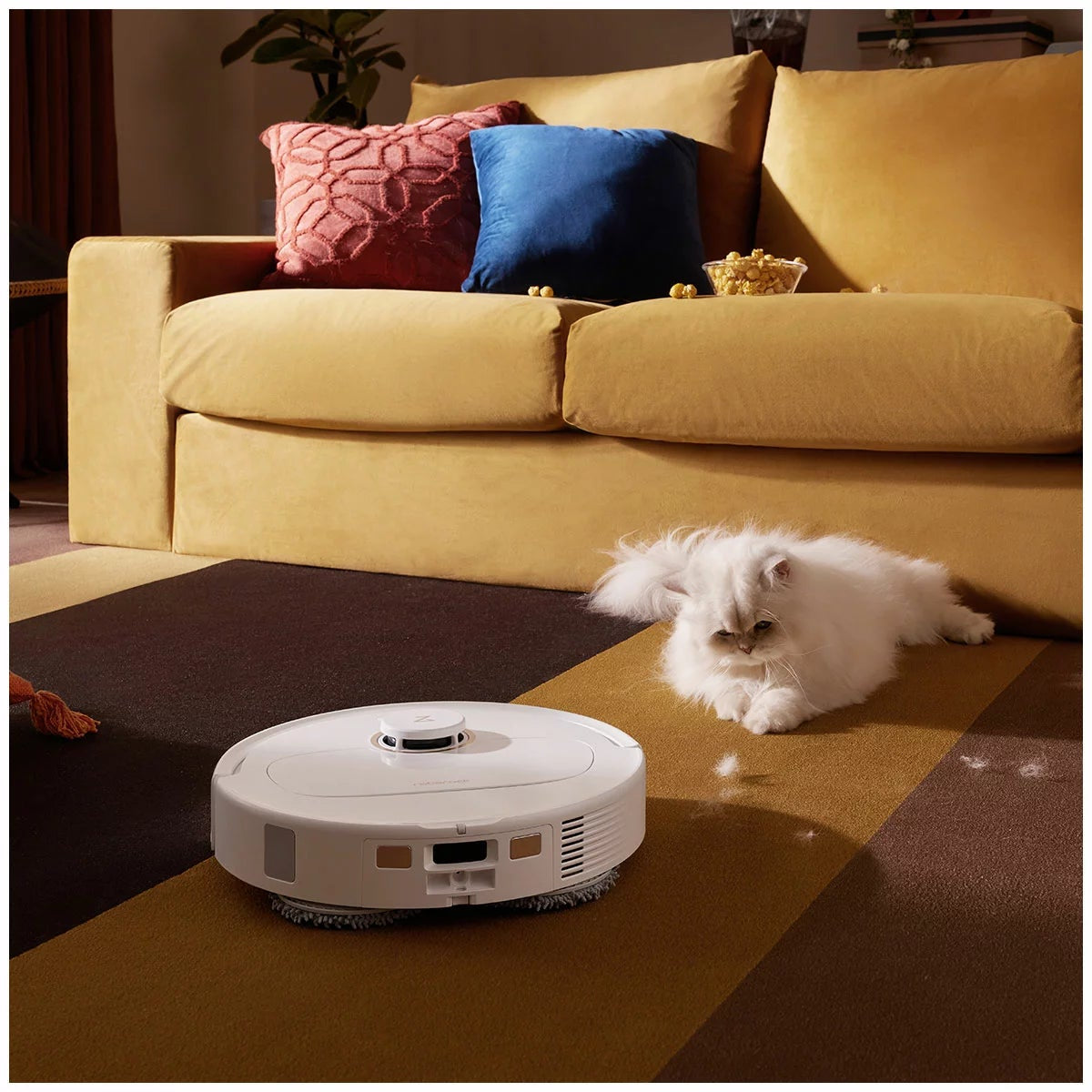 Roborock Qrevo C Pro Robot Vacuum White 18500Pa Self Washing Mop & Self Drying
