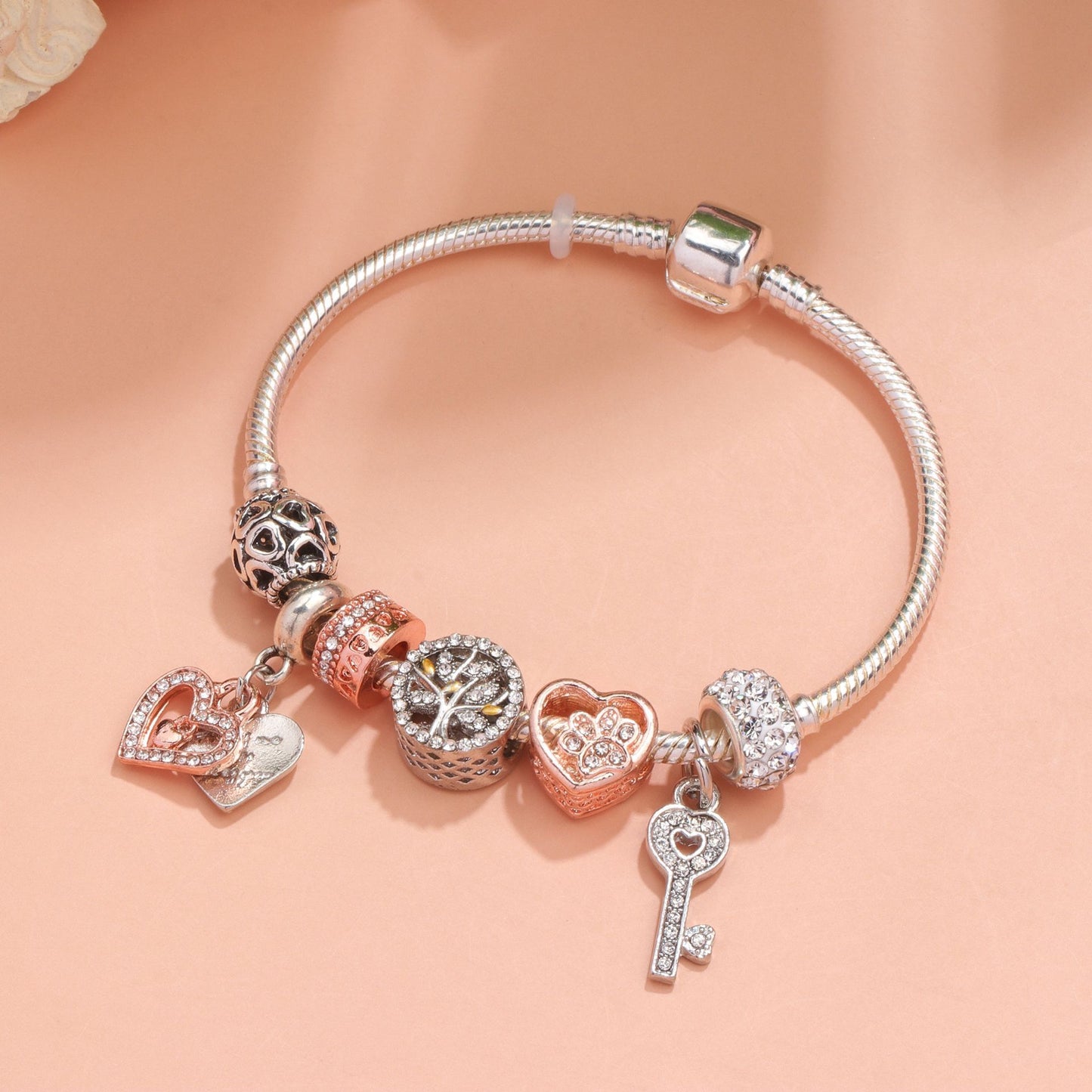 Crystal-studded Hollow Heart Key Tree of Life Bracelet(silver,18cm)