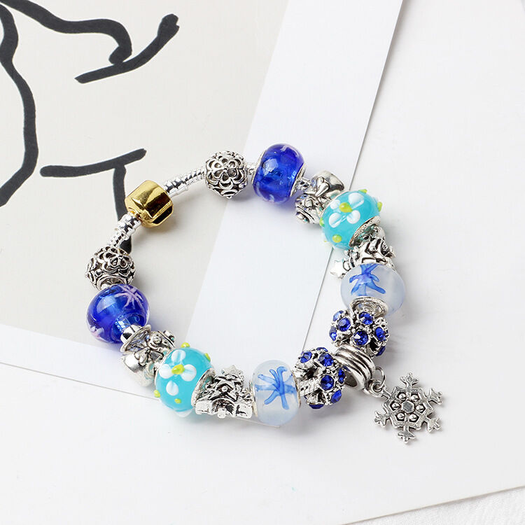 Christmas Snowman & Pine Tree Bead Bracelet with Snowflake Pendant Bracelet(18cm)