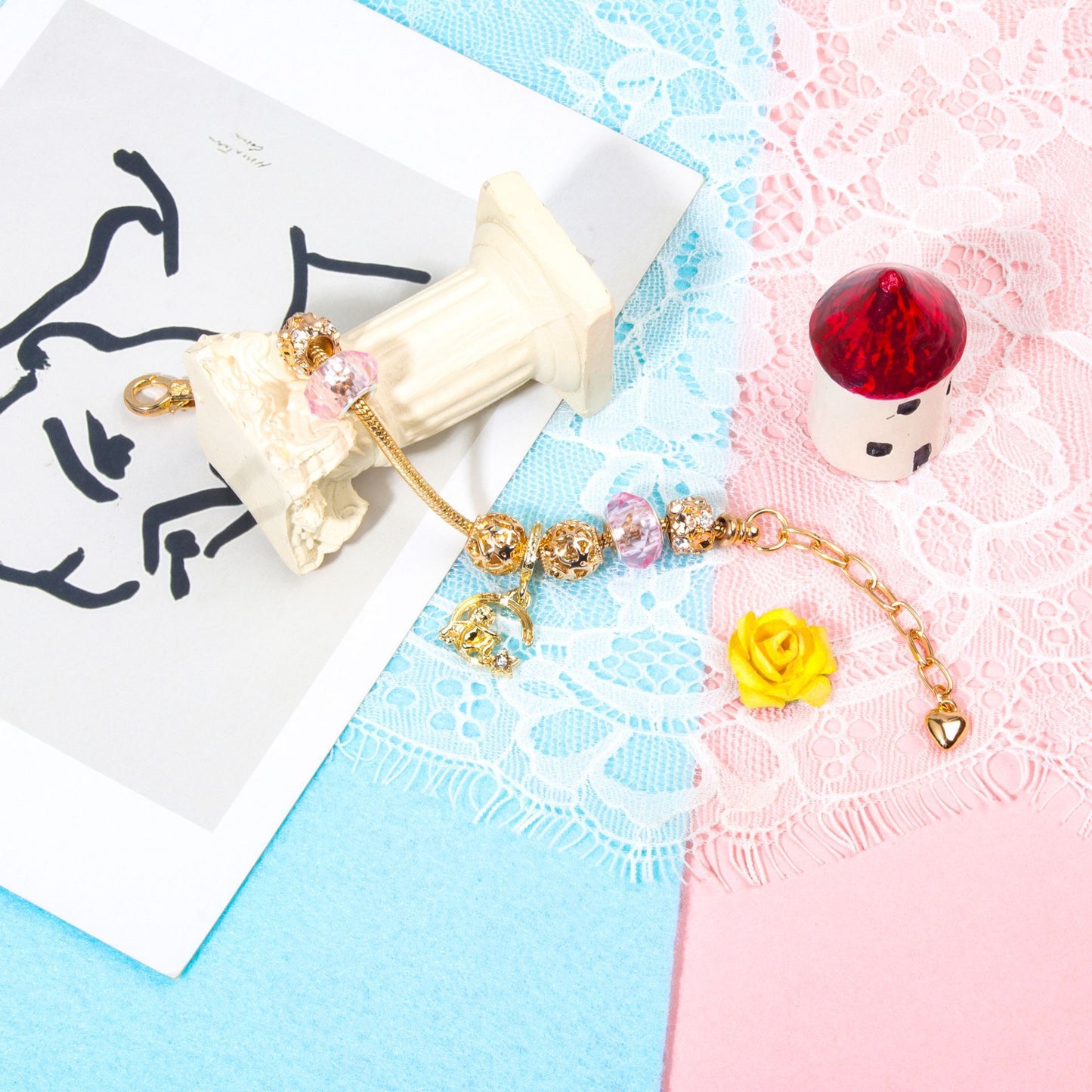 Sweet Style Crystal Rhinestone Gold Star Moon Pendant Cute Pink Bead Bracelet(18cm)