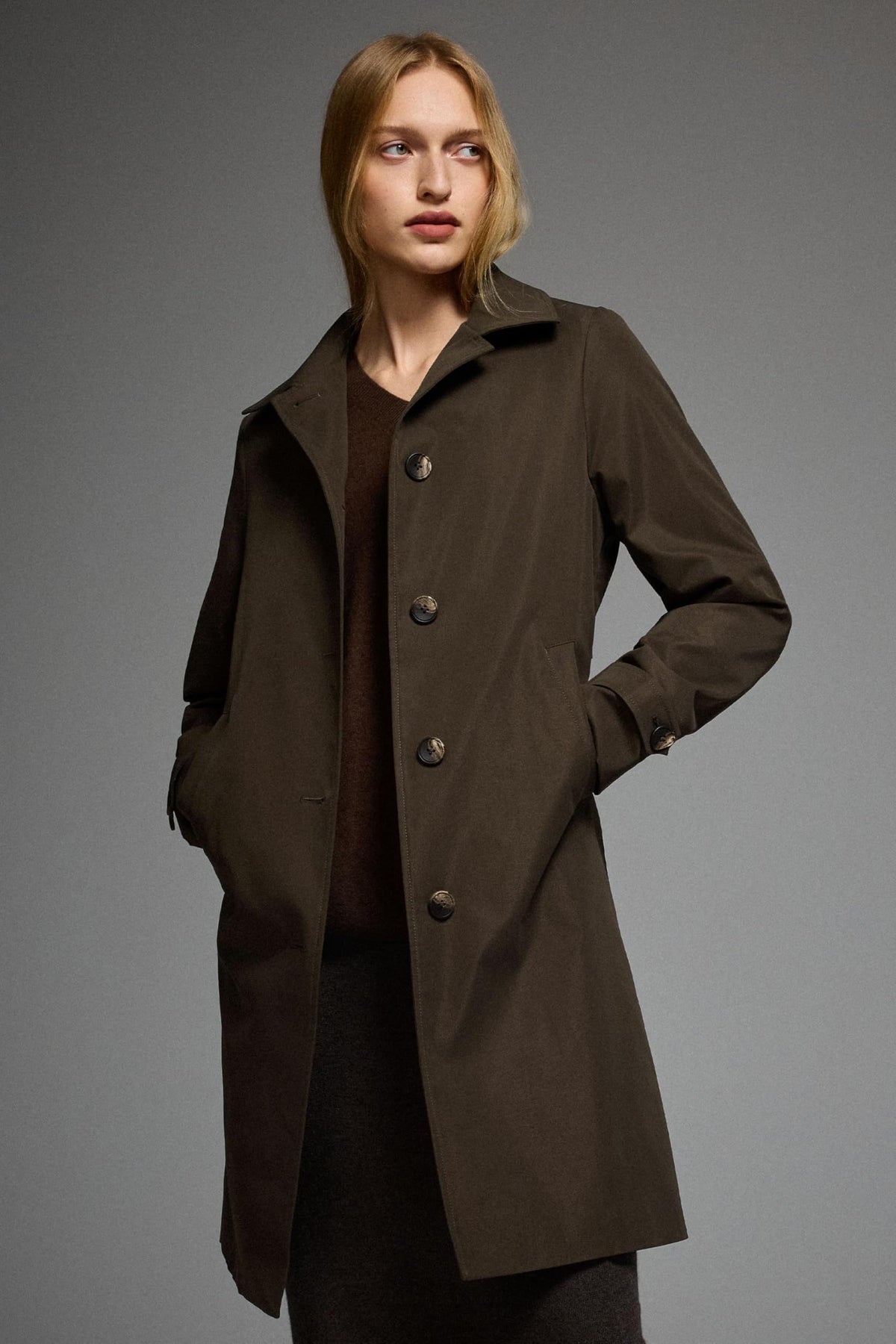 Women’s mid-length single-breasted trench coat perfect for office, weekend outings, and transitional seasons, M (dark brown)