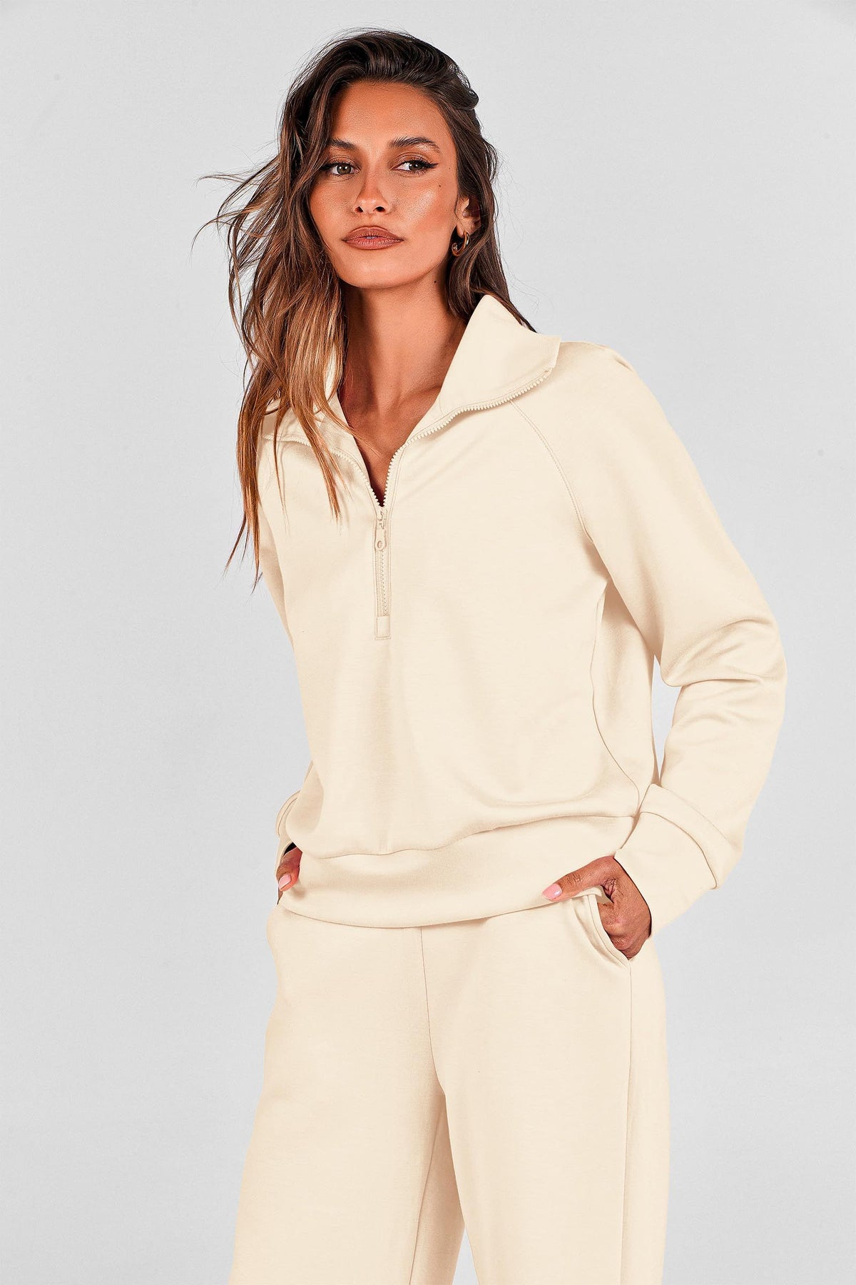 Women's 2-piece tracksuit set for lounging, workouts, and casual outings, S (Beige)