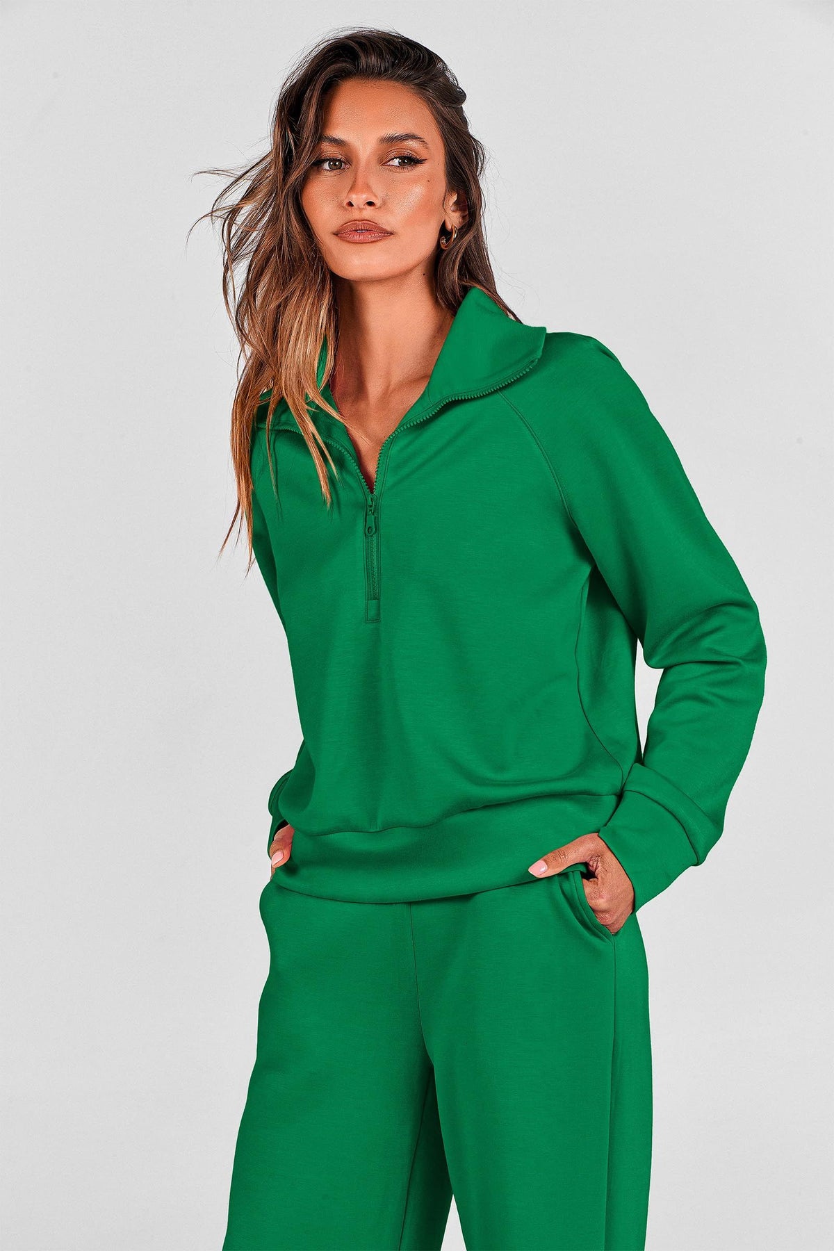 Women’s 2-Piece Casual Tracksuit – Perfect for Daily Errands, Lounging & Active Days, L (Green)