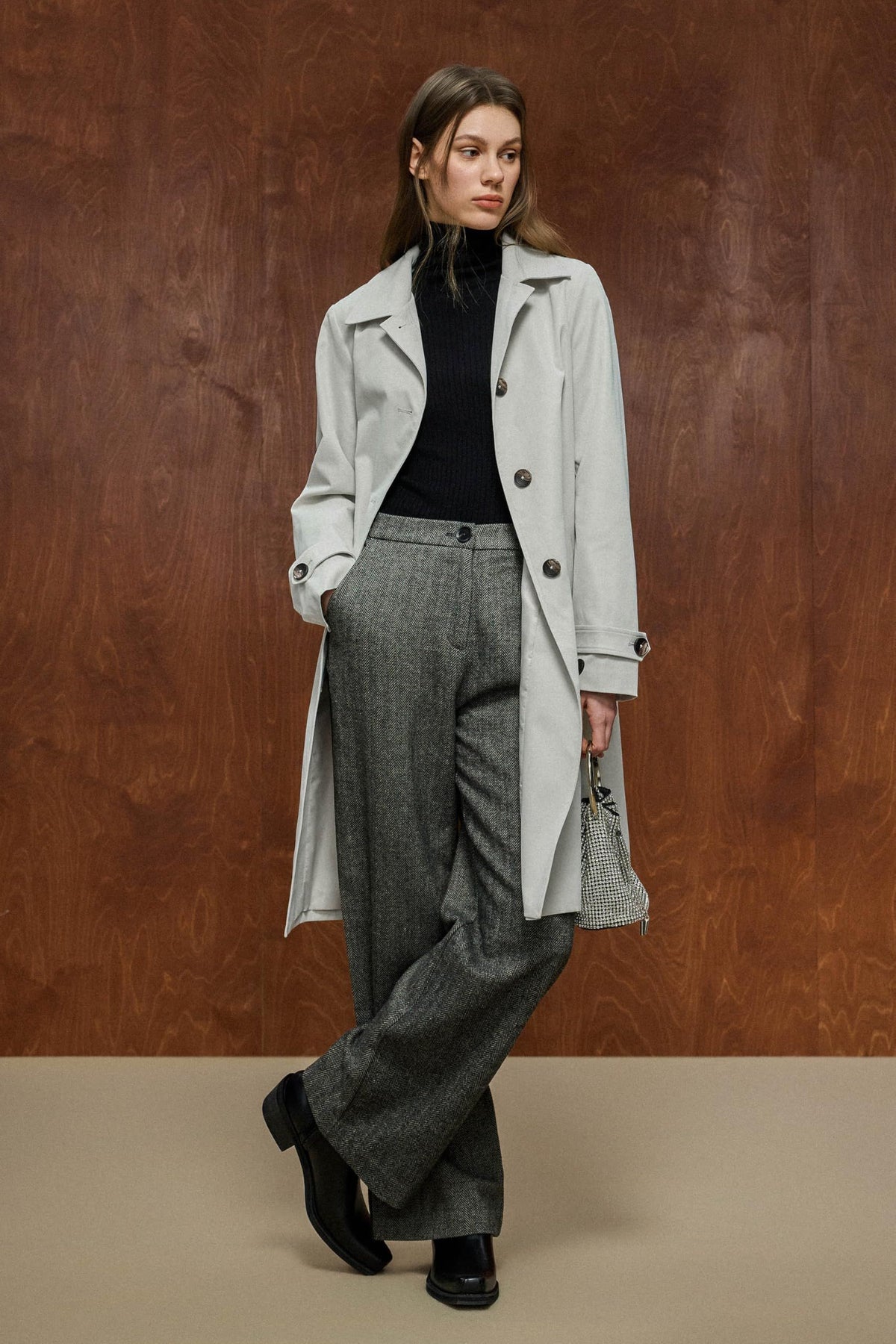 Timeless Single-Breasted Trench Coat for Office, Casual Outings & Cool Season Wear, L (light beige)