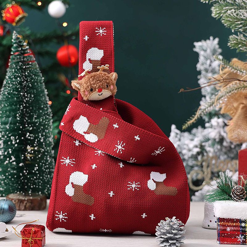Red Christmas Knitted Gift Bag - Festive Reusable Tote with Cute Deer shape Plush Charm - Holiday Party Favor & Apple Wrapper for Xmas Decor